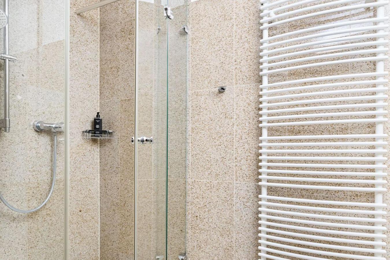 צינוביץ Strandvilla Viktoria מראה חיצוני תמונה